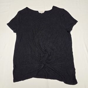 Black Knot-Front Women's Top